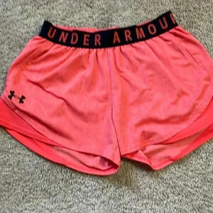 Under armour running shirts xs